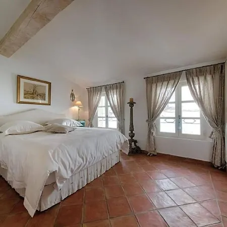 Апартаменти Maison Michelle - Centre De